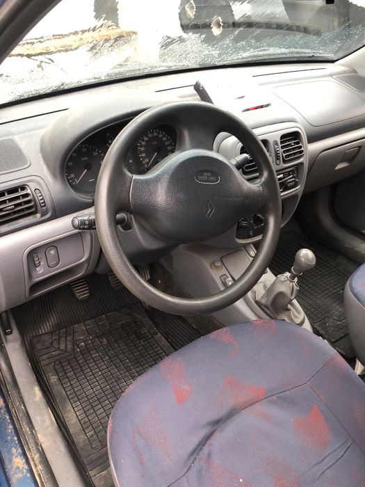 Vand Renault Clio Simbol