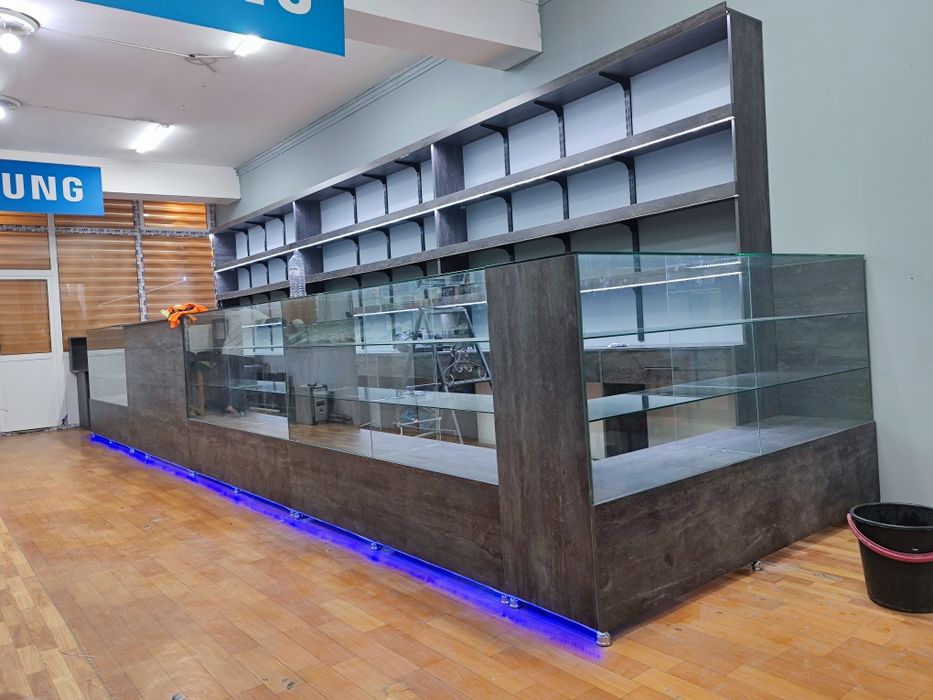 Витрина Полка Мебель