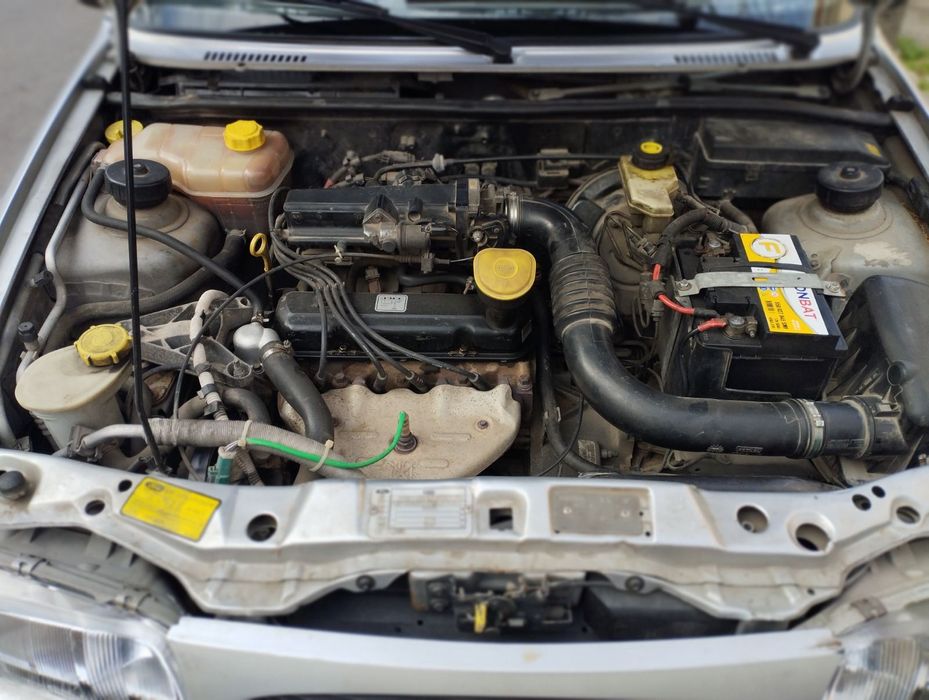 Форд Фиеста 1,3 бензин.