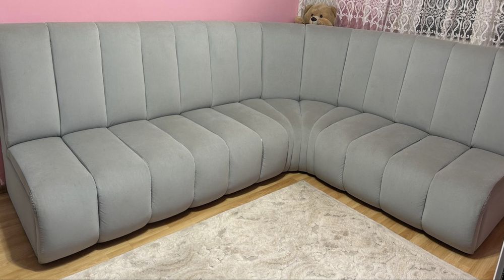 Vând colțar făcut la comandă