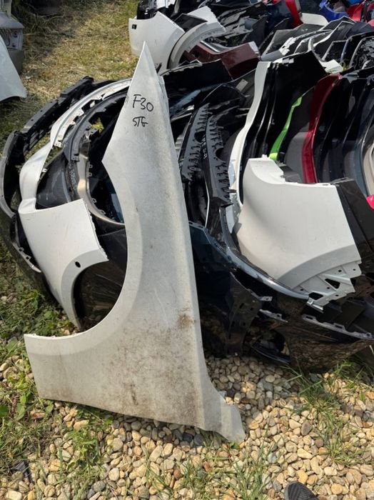 Aripa stanga fata BMW F30 Seria 3 2012/2013/2014/2015/2016/2017