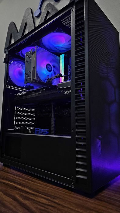 Чисто нов! RX 9070XT, Ryzen 7 7700, 32 GB RAM DDR5 Геймърски компютър!