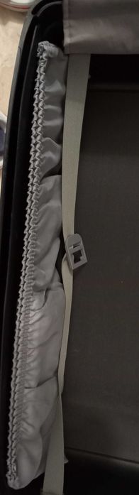 Голям американски куфар на колелца с дръжка за дърпане