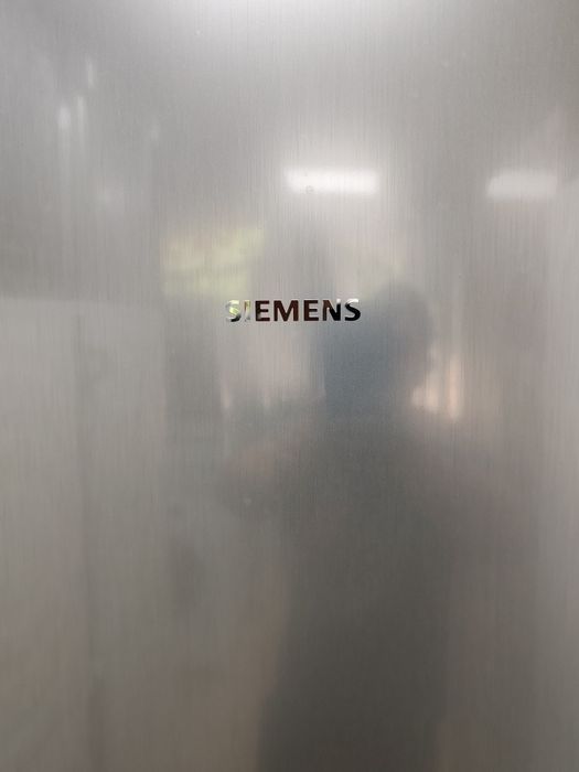 Като нов иноксов  комбиниран хладилник с фризер Сименс Siemens А+++ 2 години Гаранция!