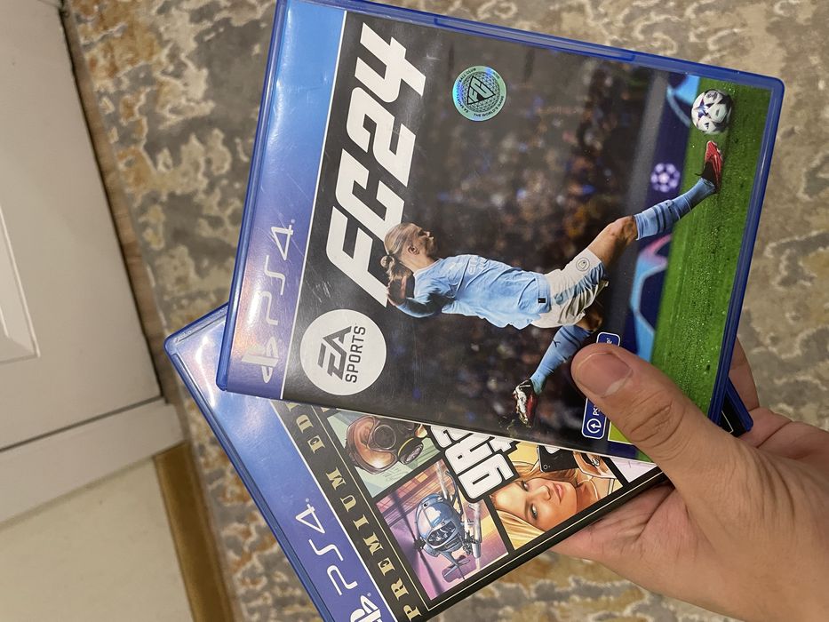 2 диска купил 2 недели назад пс4 продал диски остались