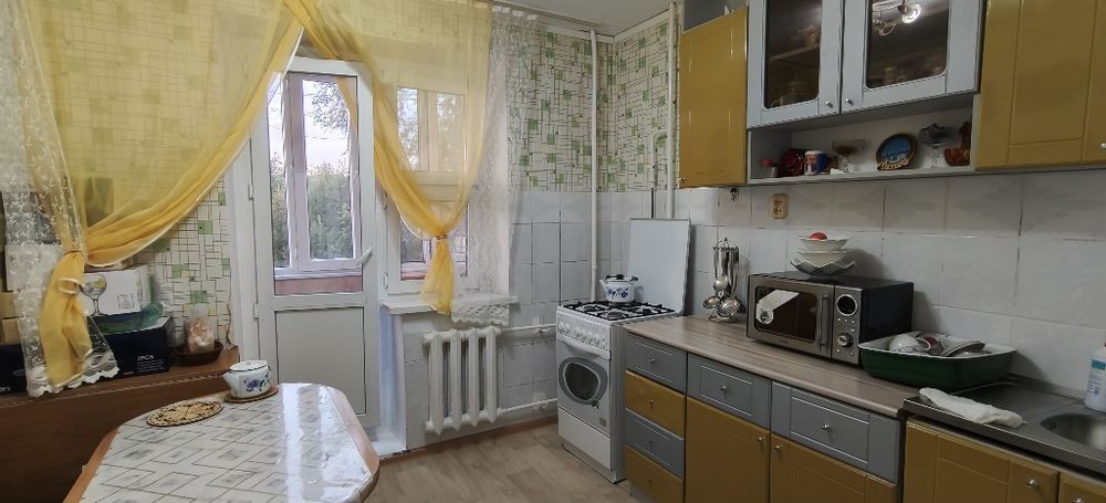 Продам 2х ком квартиру р-н 4 мкрн