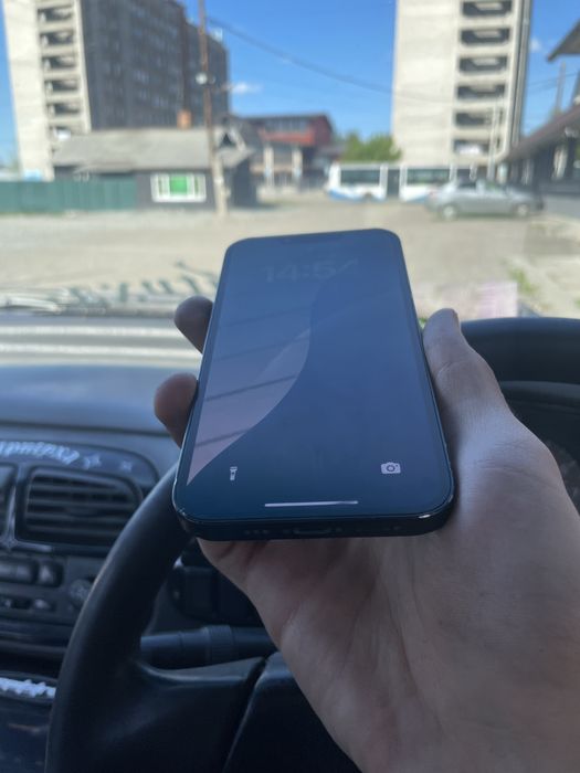 Продам IPhone 13 128гб 76%