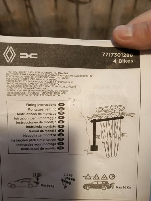 Suport 4 biciclete pe cârlig