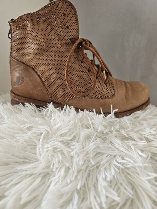 Дамски кожени боти №37