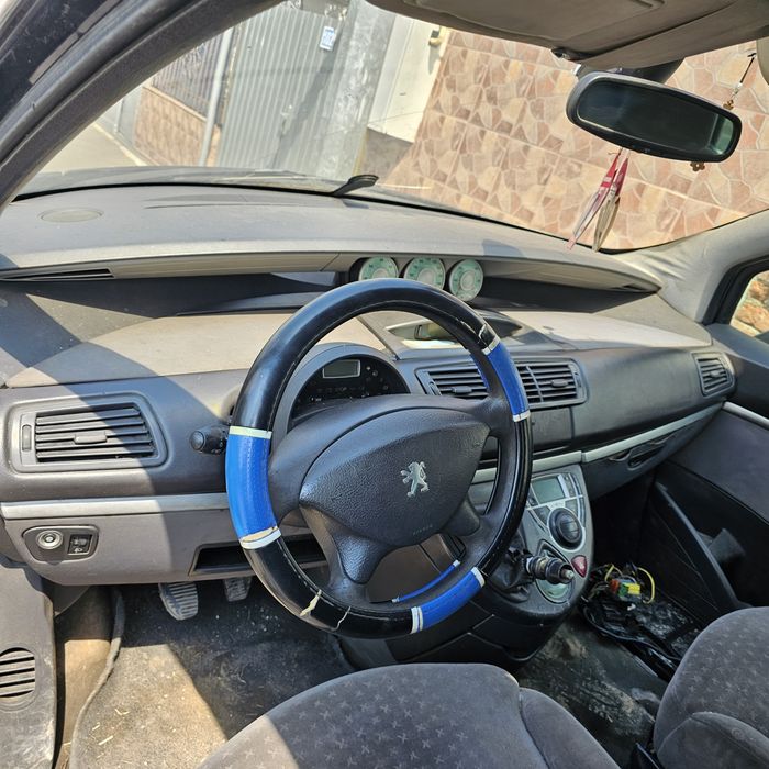 Peugeot 807 2.0 hdi