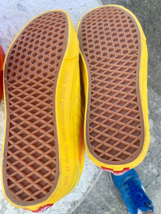 Vans Of The Wall • Haribo
