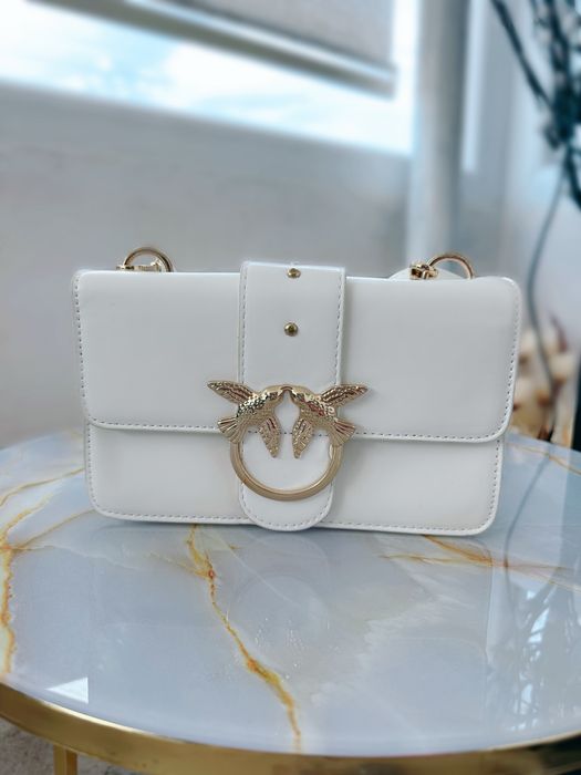 Дамска чанта PINKO