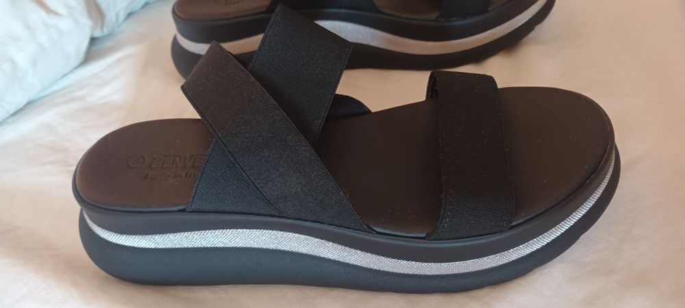 Sandale cu platforma marime 39