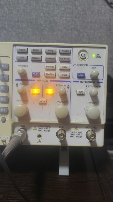 Осцилограф 2 канала GDS-806S