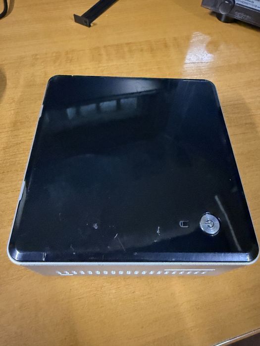 Mini PC Intel NUC5CPYH