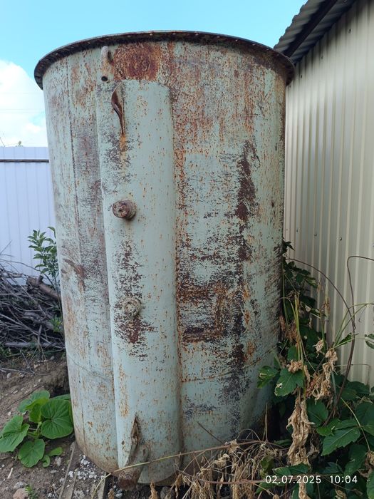 Продам бочку (ёмкость для воды)