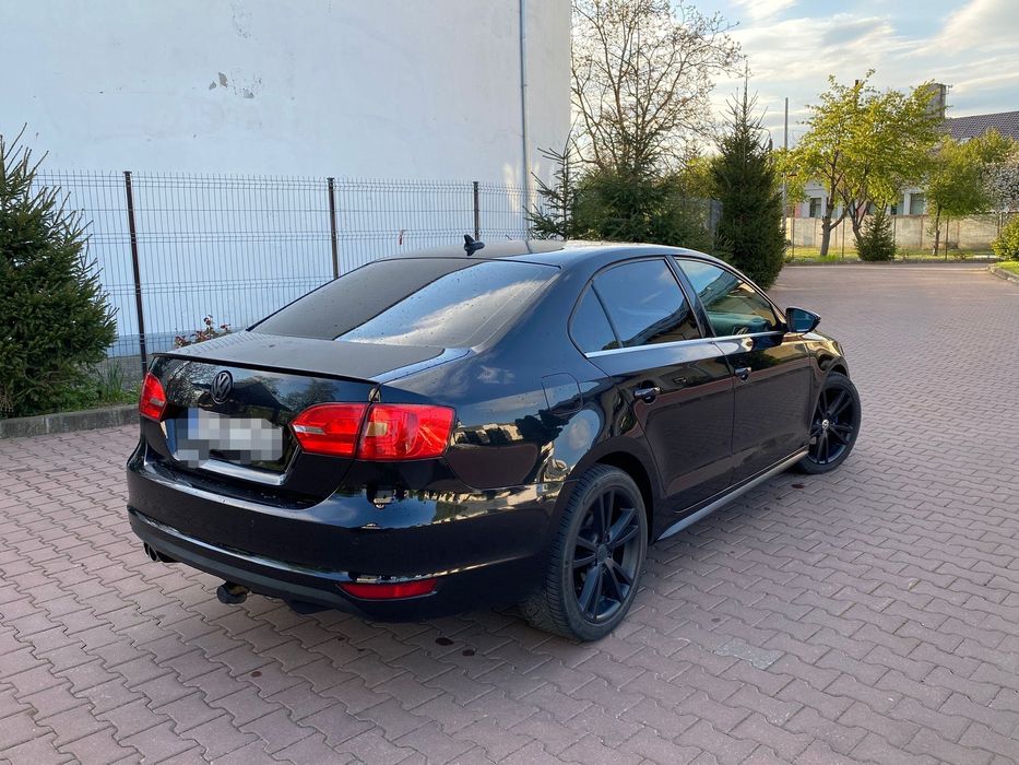 Vw Jetta 1.6 tdi 105 cp 2012