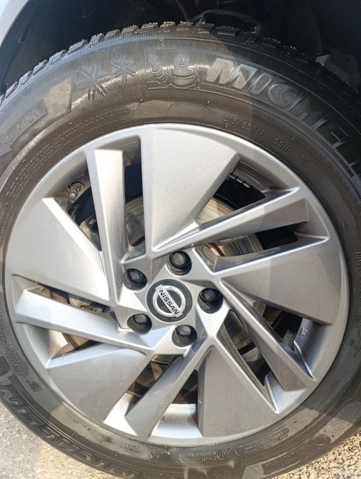 Джанти с гуми за Нисан Кашкай 7jx17,  5x114,3 Отвор 66,1