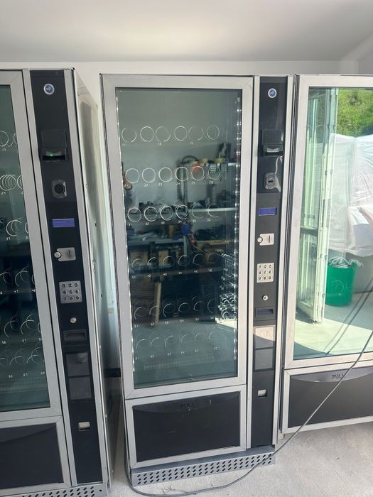 Vindem automate de produse iarp 8 m