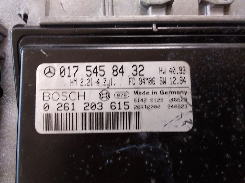 Дебитомер и компютър за Мерцедес  Е220,W124 Mercedes