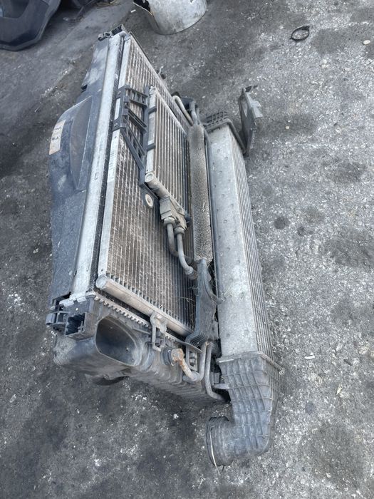 Мерцедес w211 w219 320cdi / 350 cdi Радиатор , Перка , Кулер