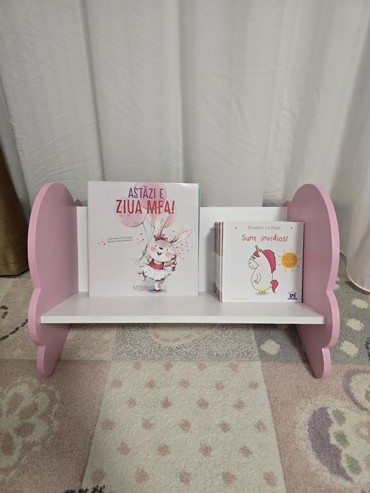 Raft pentru carti tip norisor pentru copii