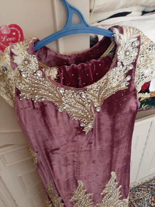 Женское плате красывий