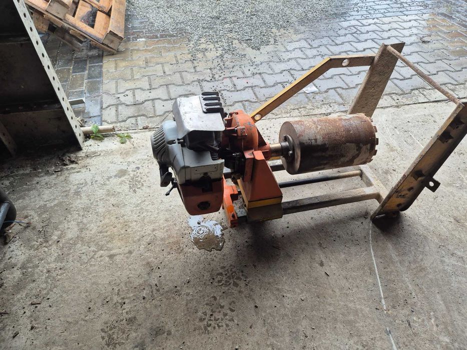 Mașină  de carotare