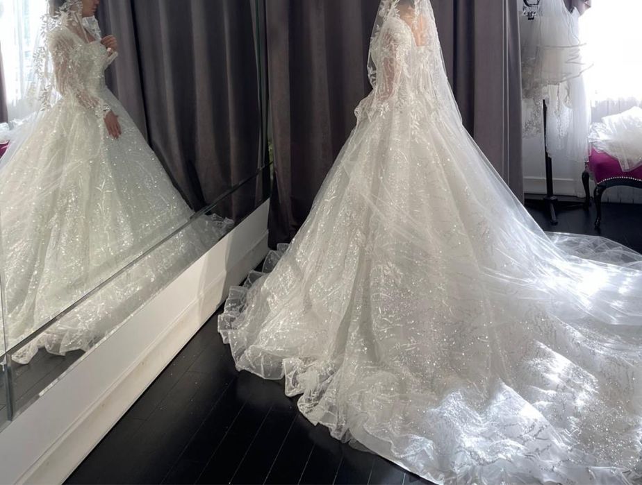 Свадебное платье