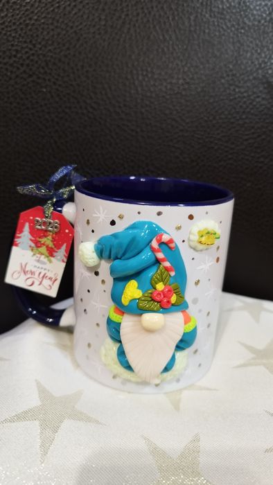 Светещи Коледни чаши с гномчета от полимерна глина