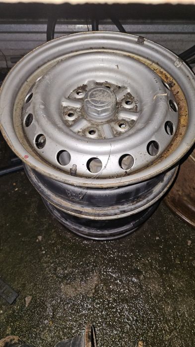 Vând jante mitsubishi l200 R16