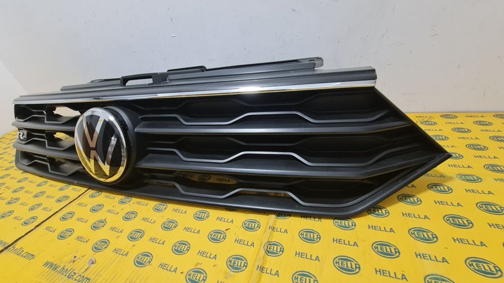 Grila masca radiator bara fata emblema radar VW T-Roc facelift 2ga R