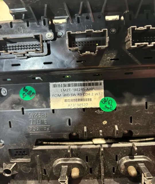 Consola centrala Completa Ford S-Max 2.0 AMT (150 hp)