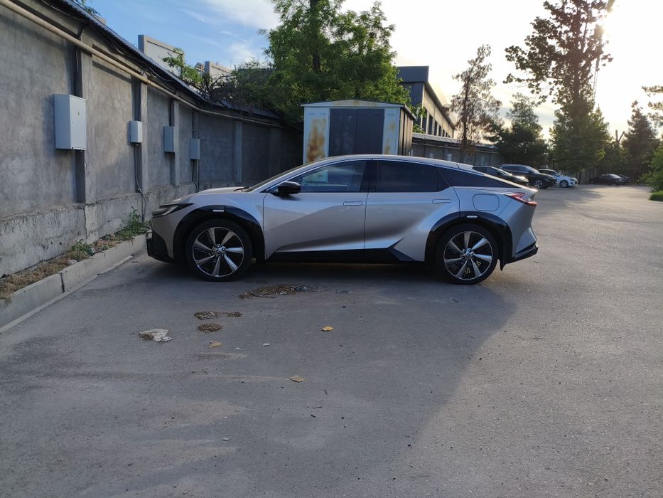 Bz5 PRO plus 550km.