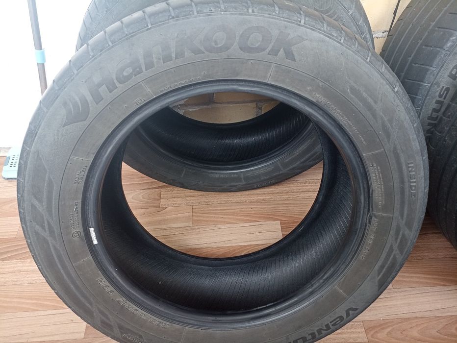Продам покрышки Hankook 225/60/17