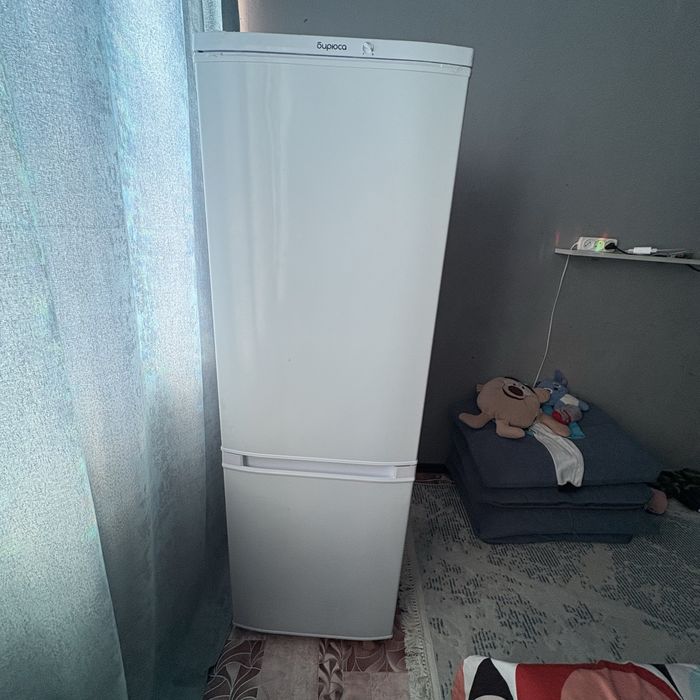 Продам холодильник новый