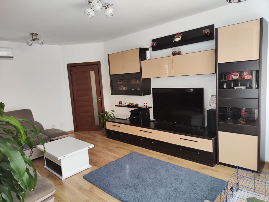 Apartament 3 camere chirie