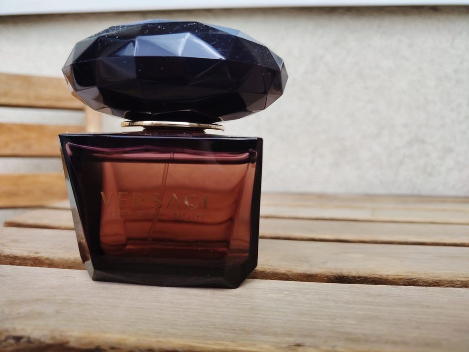 Parfum versace Crystal noir