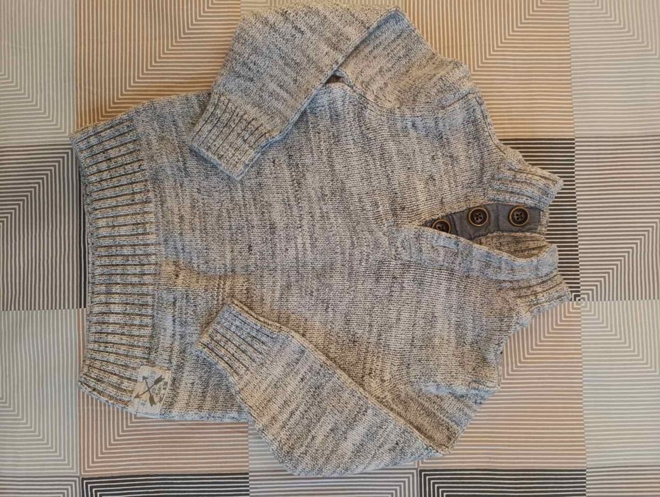 Комплект детски пуловери на HM и MNG