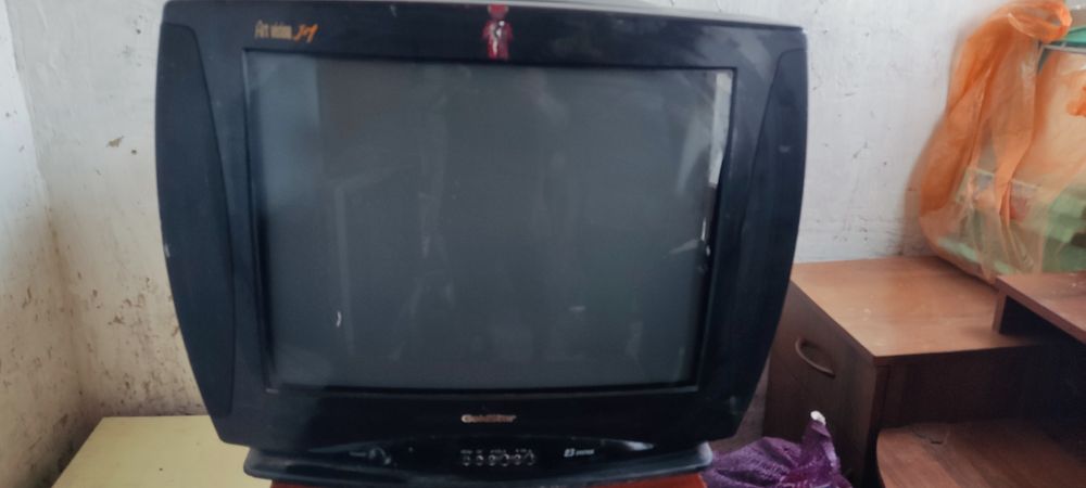 Продам телевизор Самсунг