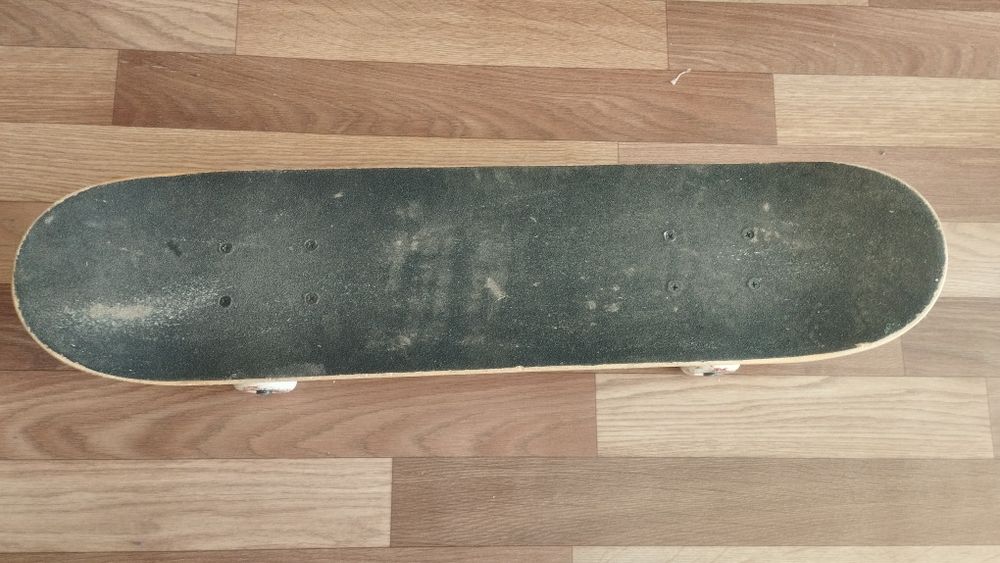Продам скейт борд подростковый