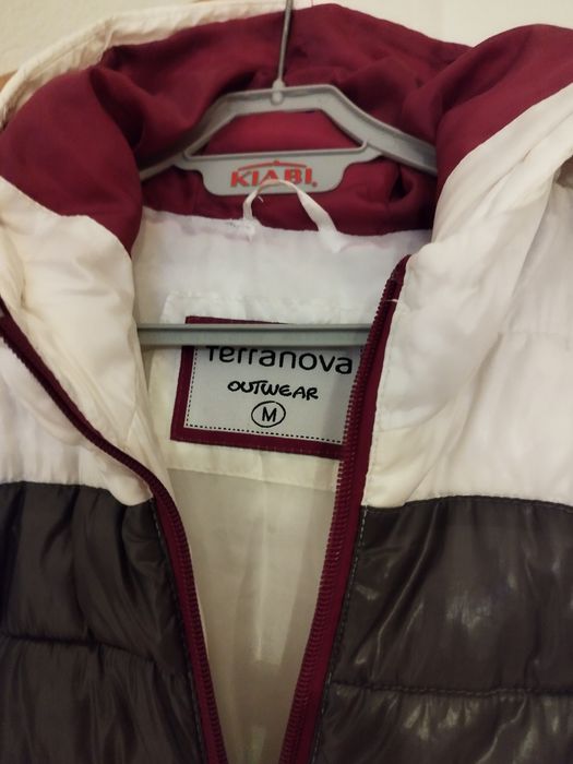 Запазено зимно  яке