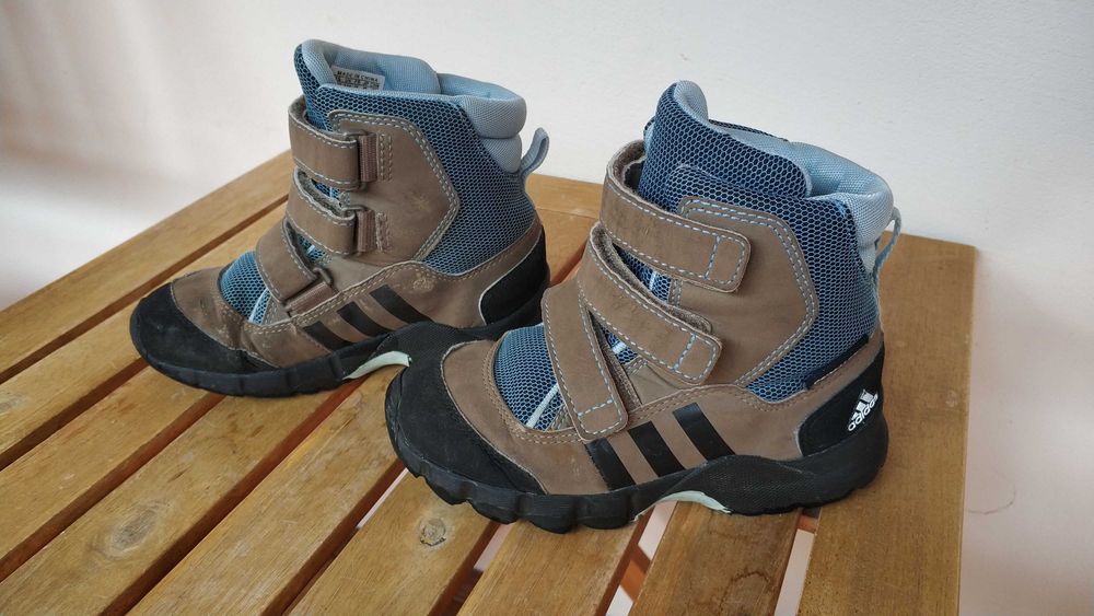 Ботуши/Боти Adidas Holtanna Snow 27 номер