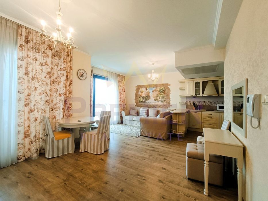 Продава се Двустаен апартамент в Поморие - 90 кв.м за 2206 €/кв.м - Снимка #2