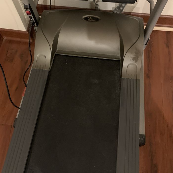 Продам срочно беговую дорожку