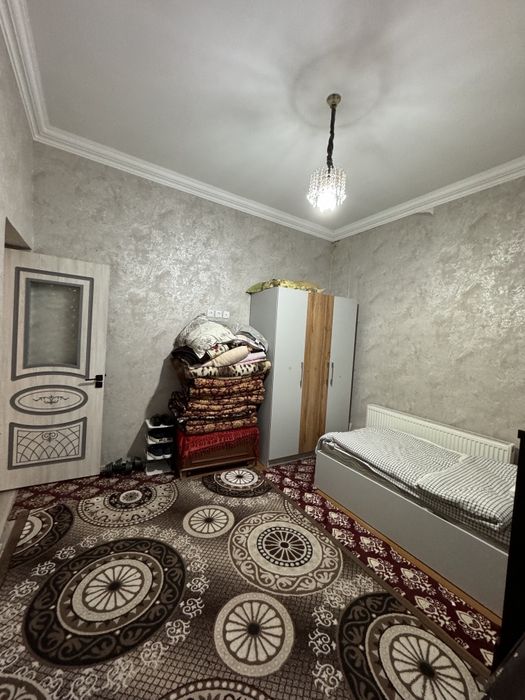 Uchastka Uy sotiladi.