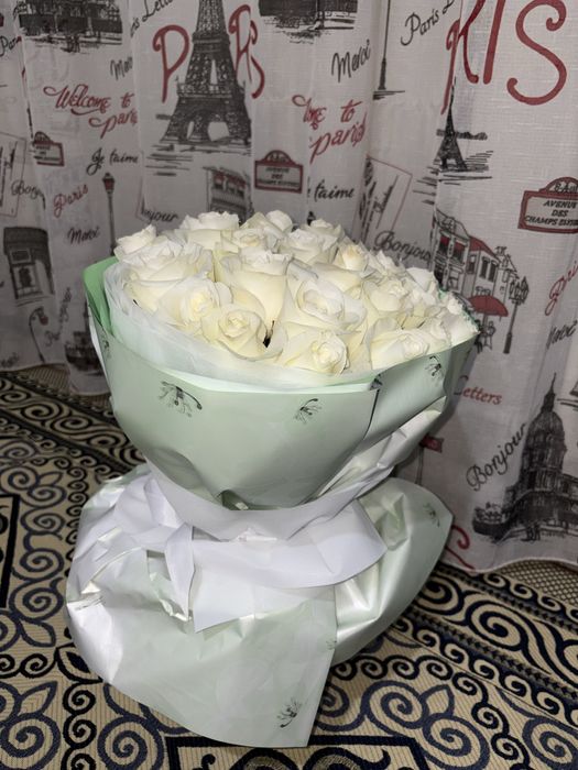 Белые розы, 25шт