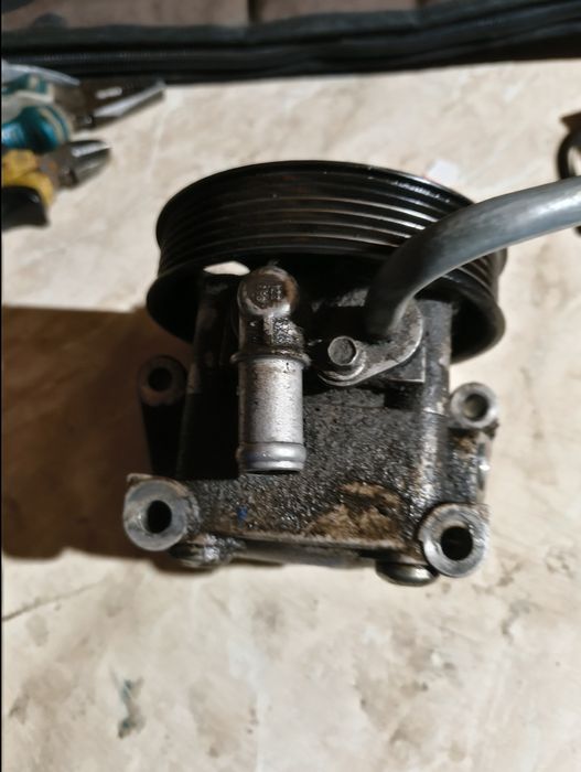Продам гур насос форд фокус