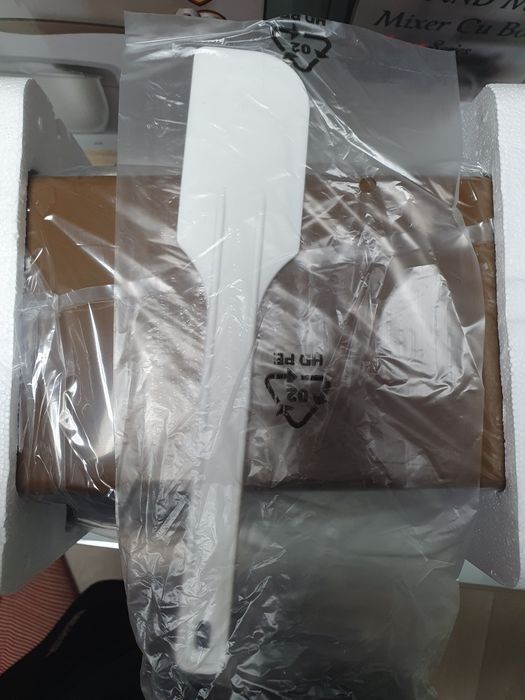 Mixer electric cu bol inox Hausberg HB-7625 AB 3.5l,700 W 6 trepte,Alb