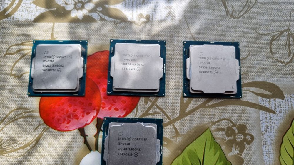 Procesoare intel i5, i7